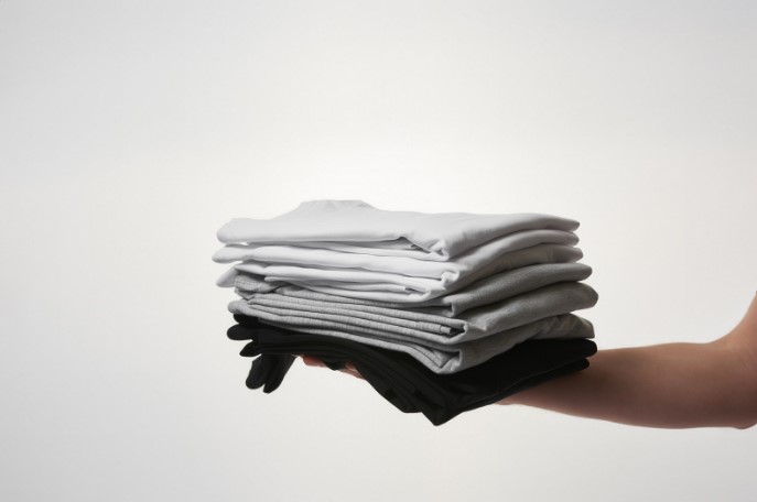 постійний попит на базовий одяг постійний попит на базовий одяг